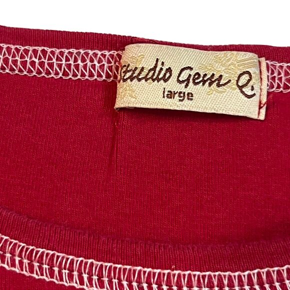 Studio Gem Top Women Large Ugly Christmas Tree Holiday Festive Snow Flakes Shirt - Picture 5 of 10